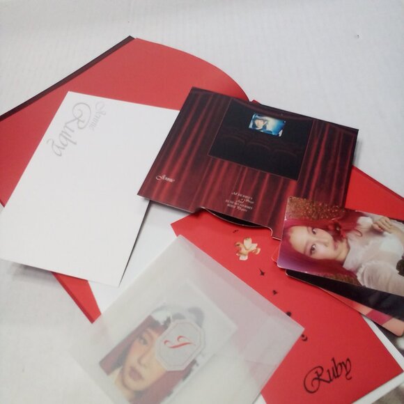 Blackpink Jennie Ruby CD Photobook Extras - Picture 9 of 9